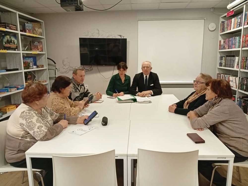 РАЗГАДЫВАЕМ ПРОШЛОЕ